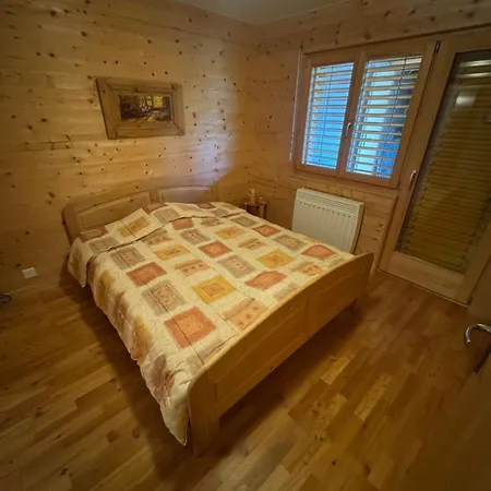 Chalet Les Brantes, Refuge Atypique A *