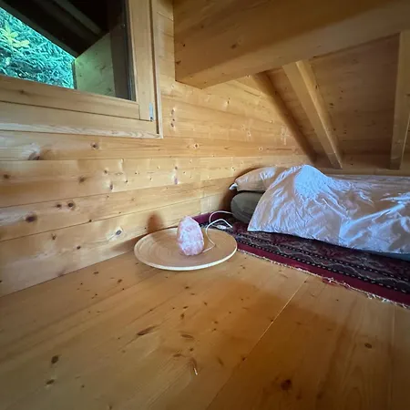 Les Brantes, Refuge Atypique A Chalet *