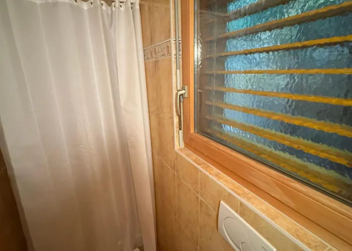 Les Brantes, Refuge Atypique A