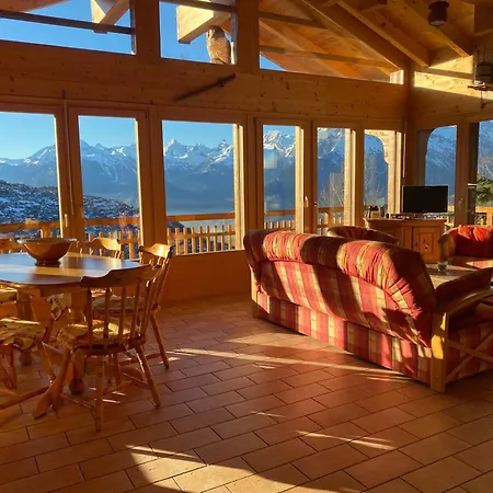 Alpehytte Les Brantes, Refuge Atypique A *