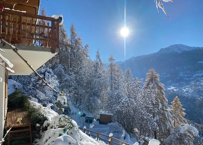 Les Brantes, Refuge Atypique A * Вейзона