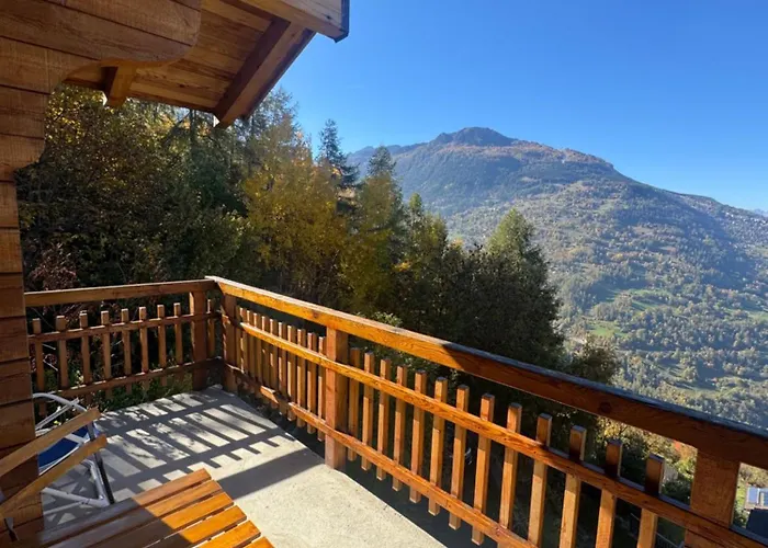 Les Brantes, Refuge Atypique A Шале